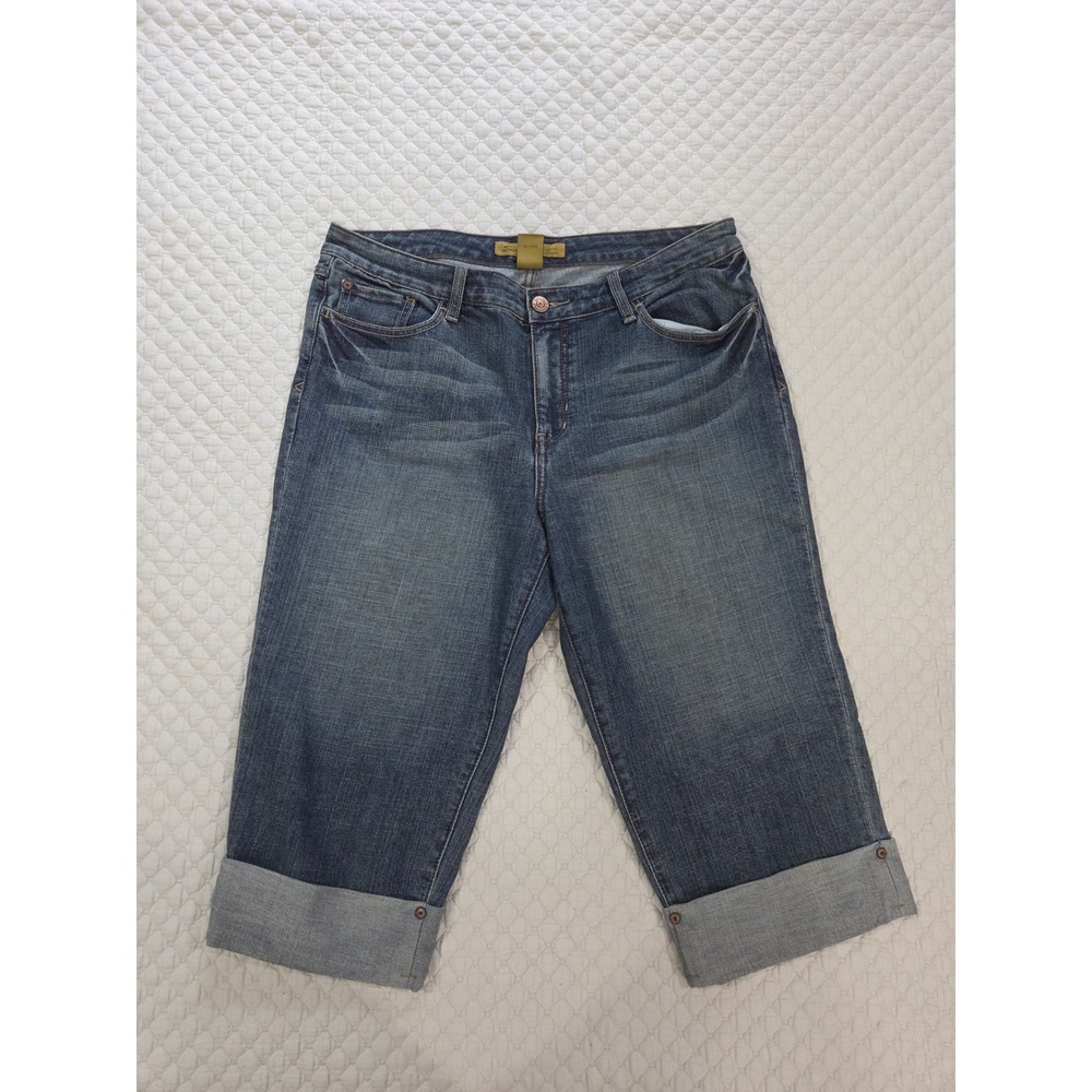 Seven7 Premium Denim Capri Jeans Size 14 Blue Cuffed Embroidered Back Pocket
